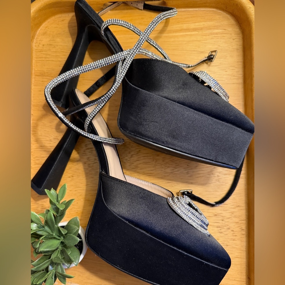 Rhinestone Triple Heart Platform Ankle Strap Pointed Toe Party Statement Heel 9 - Picture 10 of 13